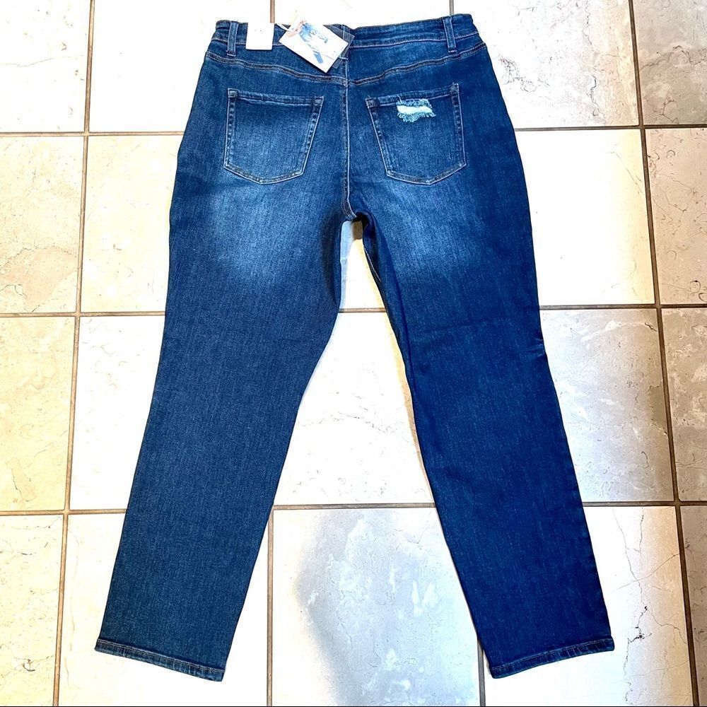 NWT WAX Jean Collection Distressed Slim, Stretch Straight Leg Blue Jeans - Picture 3 of 16